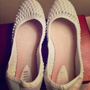 Bloch ‘Elise’ white woven leather ballet flat 39